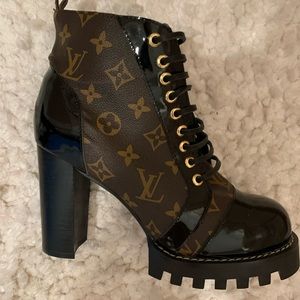Louis Vuitton Star Trail Ankle Boots